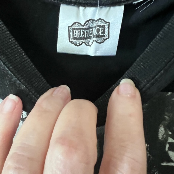 Upcycle Beetlejuice Graphic Black Tee w Angel Wing slv Whimsigoth /29” Pit-Pit - Picture 4 of 4